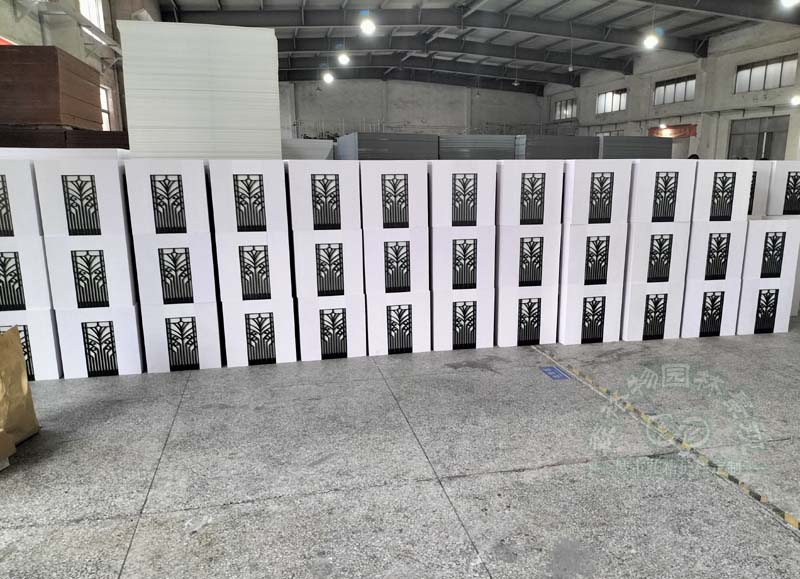 最實用的道路綠化景觀花箱：PVC道路花箱