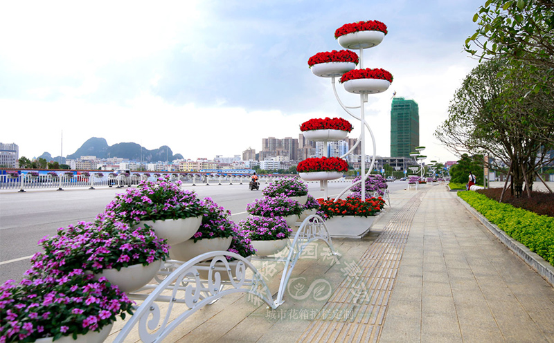 戶外立體花架的有哪些材質組成部分？