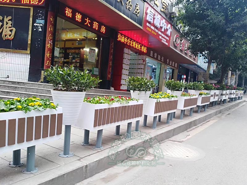 市政道路PVC花箱生產工藝是怎么樣的