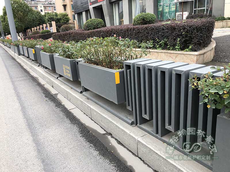 選購不銹鋼花箱要注意哪些細(xì)節(jié)？