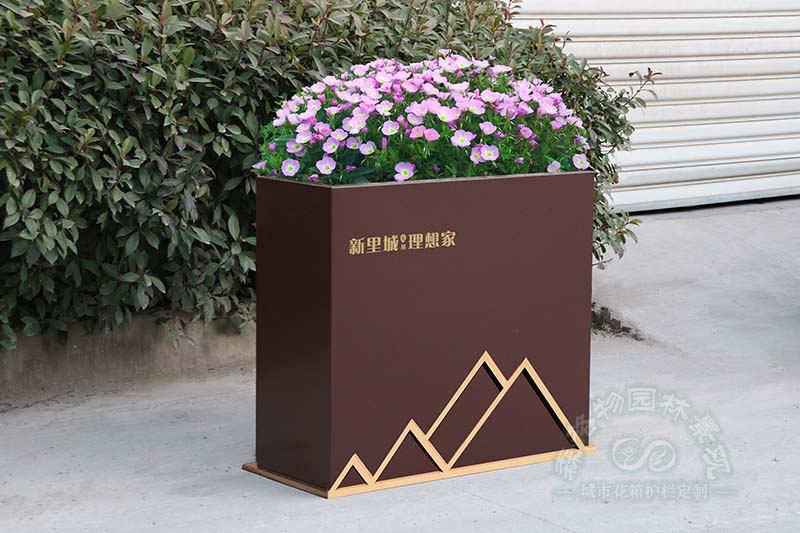 為什么越來越多的城市選擇使用不銹鋼花箱？