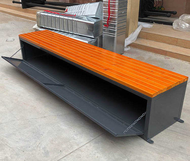 既是休息凳，又是儲物柜，為環衛工量身打造的多功能工具箱