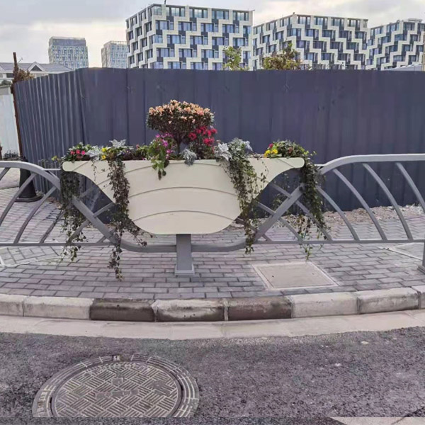 歐式護欄玻璃鋼組合花箱