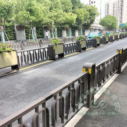道路花箱鋅鋼護欄圍欄