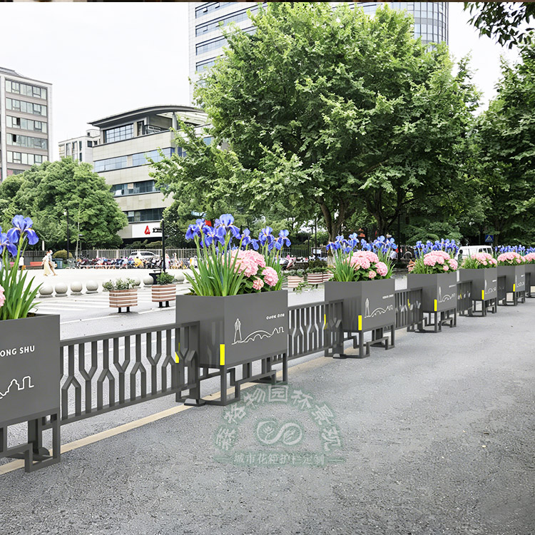 四川定制特色隔離花箱護(hù)欄