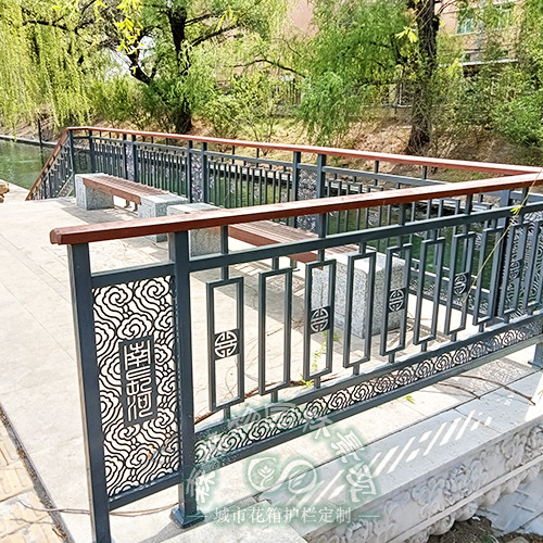 鏤空雕刻圖案橋梁河道護欄