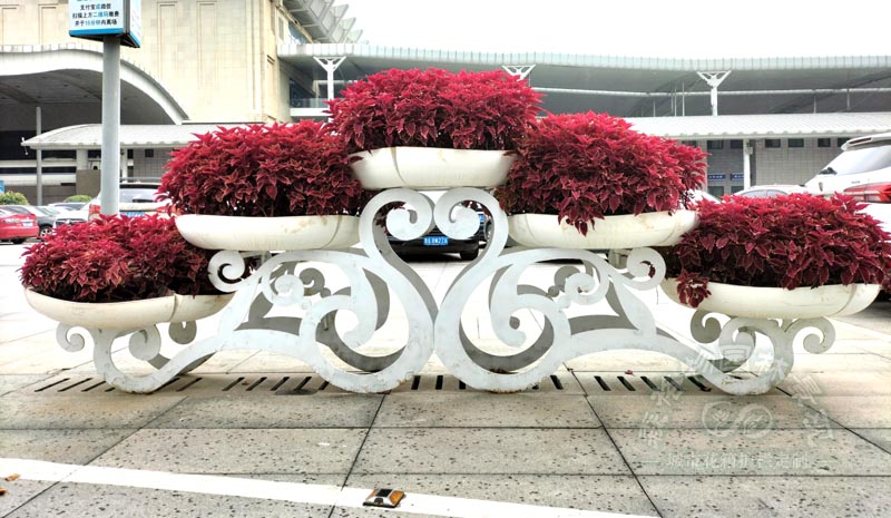 山東濟南戶外小型花架案例