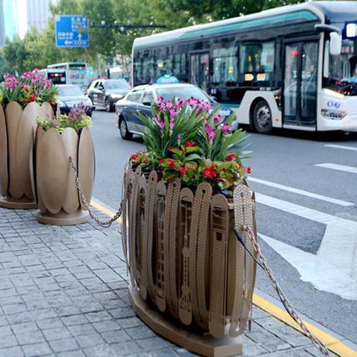 藝術(shù)雕刻金屬花箱