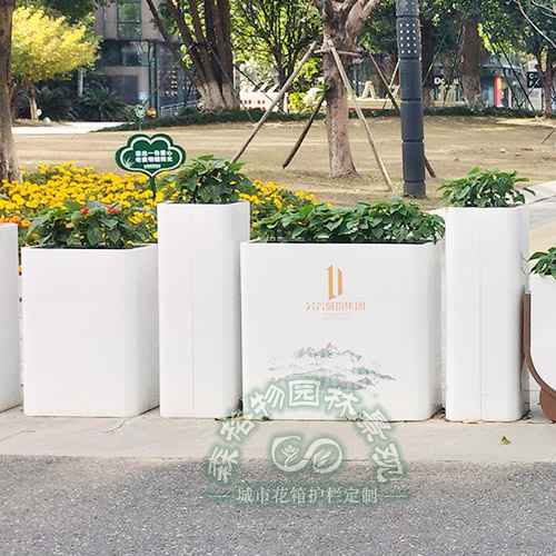戶外商業(yè)中心多組合花箱隔斷