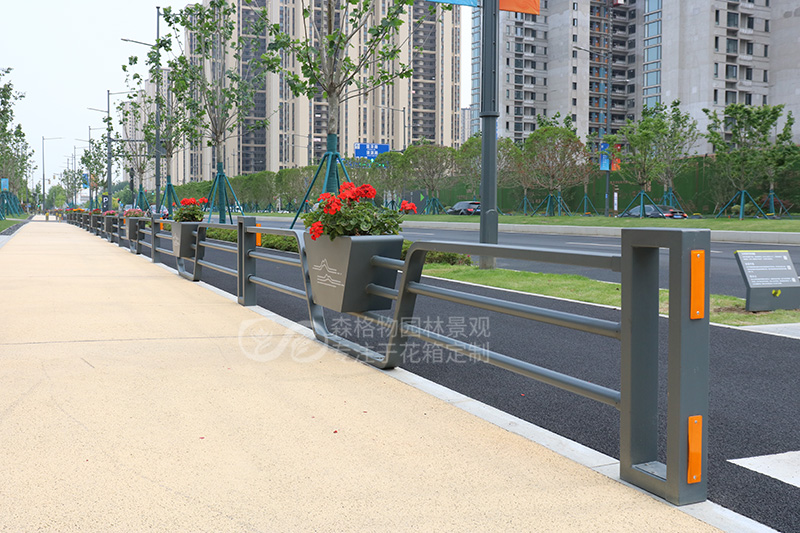 2021年護(hù)欄花箱行業(yè)的前景如何？