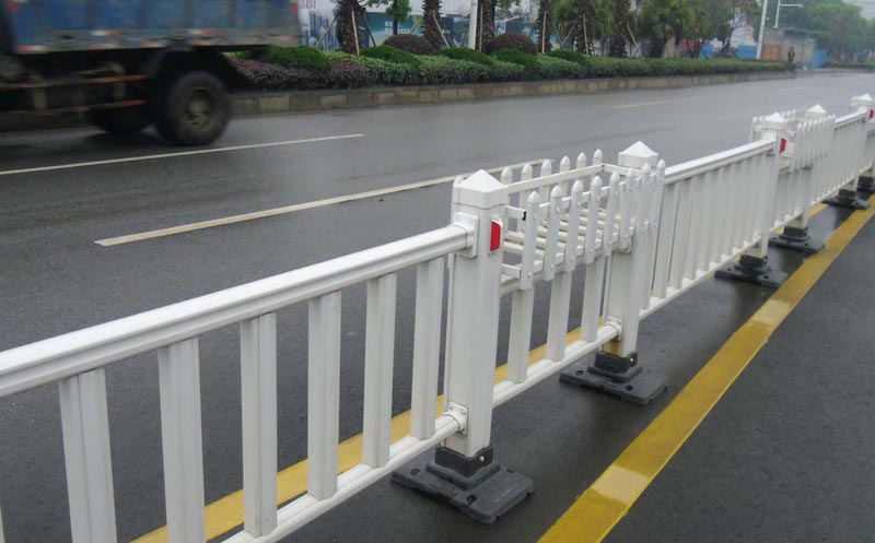 鋅鋼護欄原材料質量如何區分？