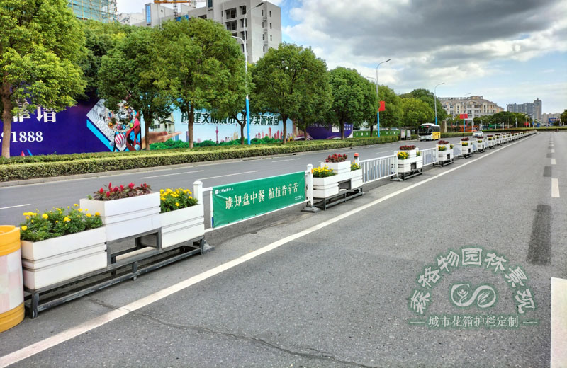 新型道路隔離花箱護欄有哪些？