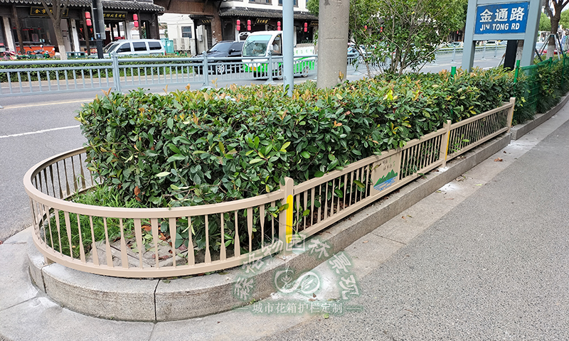 不銹鋼草坪護(hù)欄的應(yīng)用領(lǐng)域